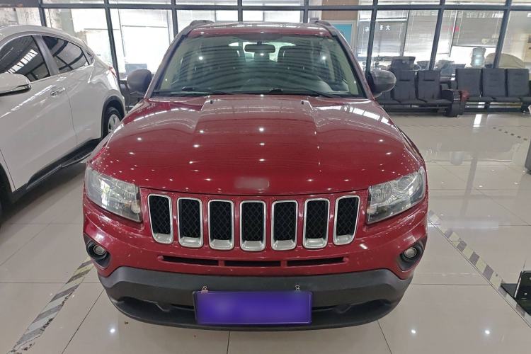 Used Jeep Compass 2014 Revised Version 2.0L Two-Wheel Drive Entry-Level Edition Exterior 1