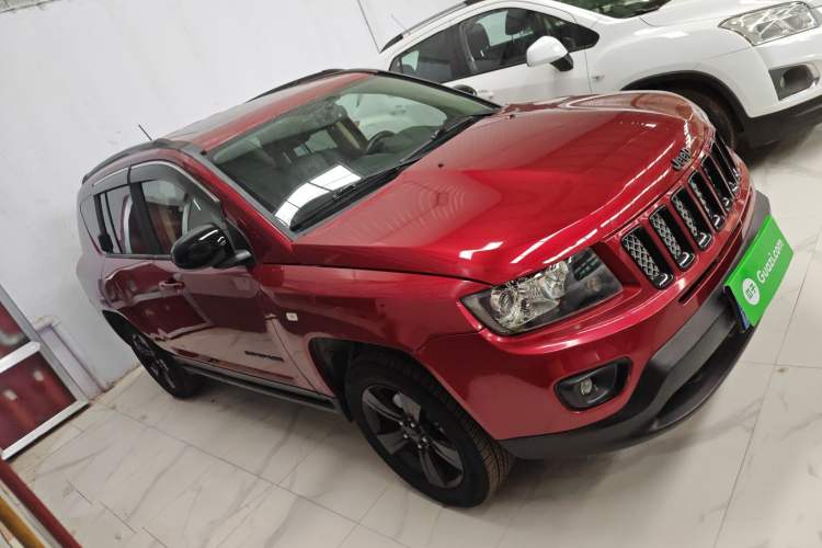 Used Jeep Compass 2014 Revised Version 2.4L Four-Wheel Drive Comfort Edition Exterior 2