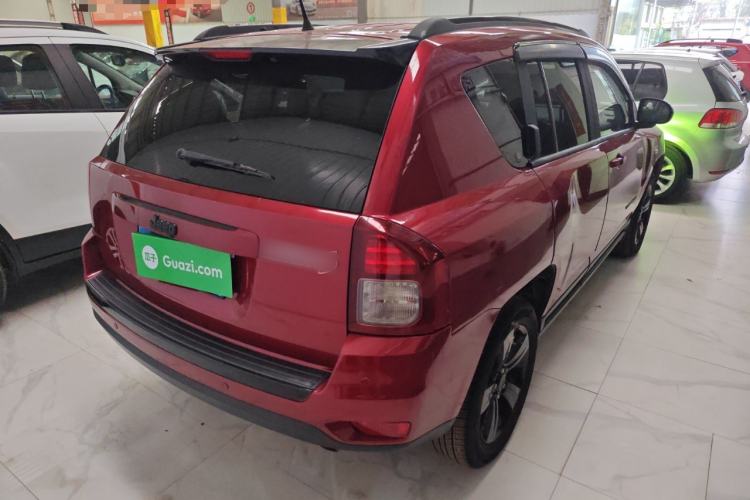 Used Jeep Compass 2014 Revised Version 2.4L Four-Wheel Drive Comfort Edition Exterior 3