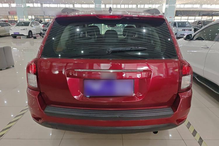 Used Jeep Compass 2014 Revised Version 2.0L Two-Wheel Drive Entry-Level Edition Exterior 4