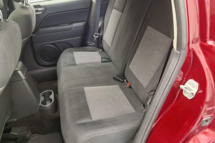 Used Jeep Compass 2014 Revised Version 2.0L Two-Wheel Drive Entry-Level Edition Exterior 6