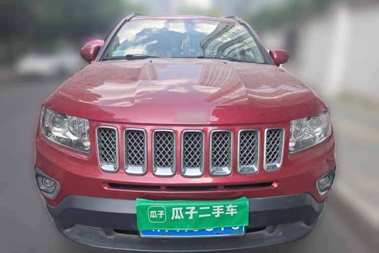 Used Jeep Compass 2014 2.4L four-wheel drive luxury version Front