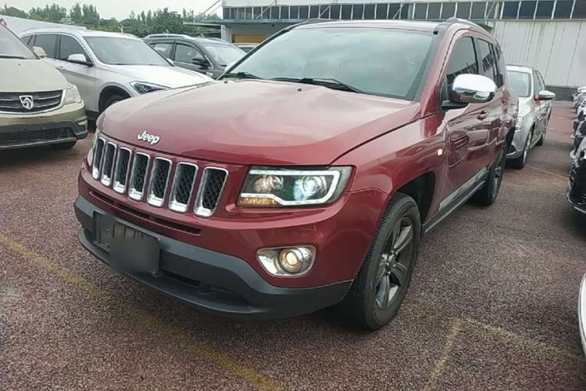 Used Jeep Compass 2014 Revised Version 2.4L Four-Wheel Drive Comfort Edition Front Left 45 Deg