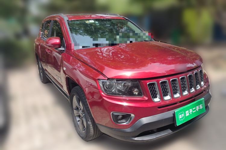 Used Jeep Compass  Front Right 45 Deg