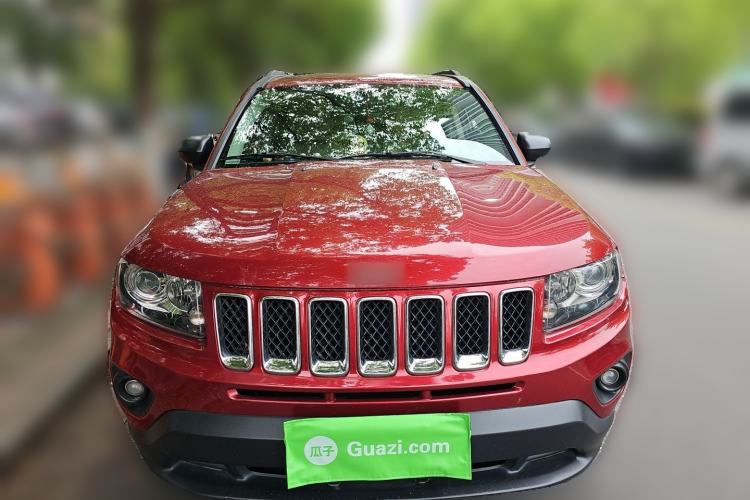 Used Jeep Compass 2014 2.4L four-wheel drive sport version Front