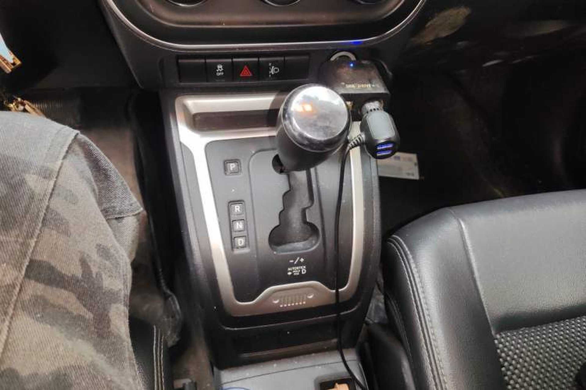Used Jeep Compass 2014 2.4L Four-Wheel Drive Serpentine Collection Edition Gear Lever