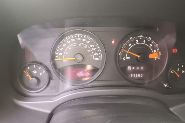 Used Jeep Compass 2014 Revised Version 2.0L Two-Wheel Drive Entry-Level Edition Instrument Cluster