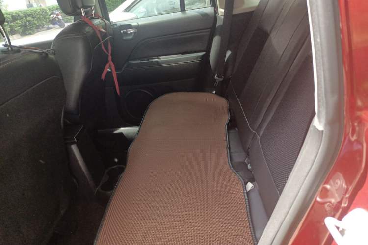 Used Jeep Compass  Left Rear Seat