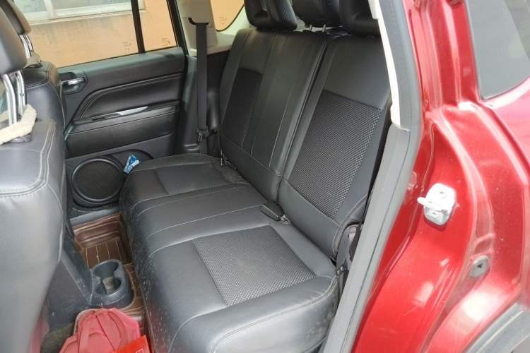 Used Jeep Compass 2014 Revised Version 2.4L Four-Wheel Drive Comfort Edition Left Rear Seat