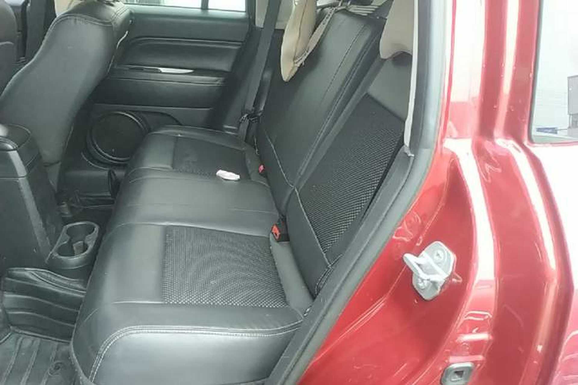 Used Jeep Compass 2014 Revised Version 2.4L Four-Wheel Drive Comfort Edition Left Rear Seat