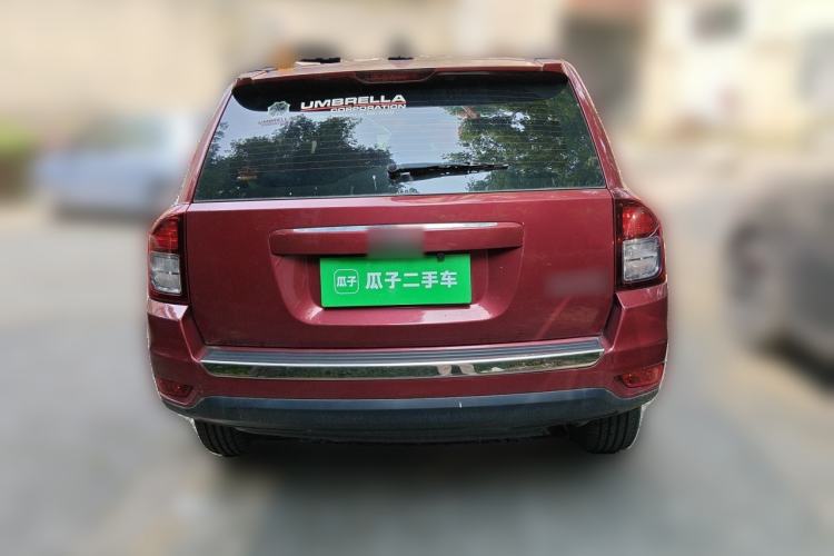 Used Jeep Compass 2014 2.0L two-wheel drive sport version Rear