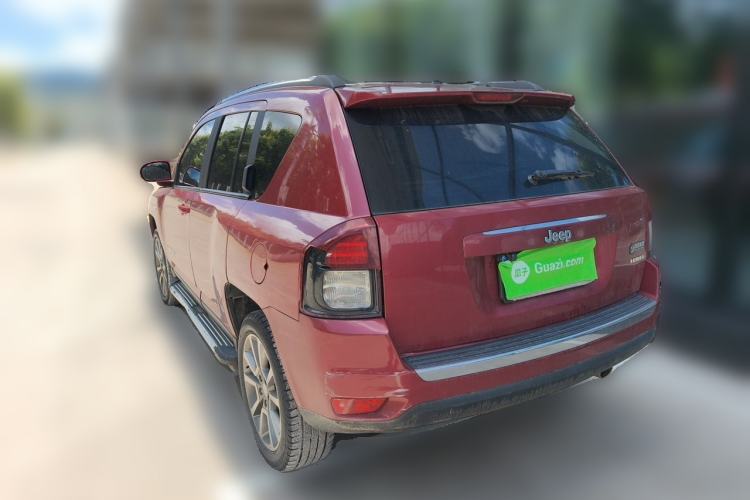 Used Jeep Compass 2014 2.4L four-wheel drive luxury version Rear Left 45 Deg