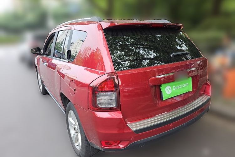 Used Jeep Compass 2014 2.4L four-wheel drive sport version Rear Left 45 Deg