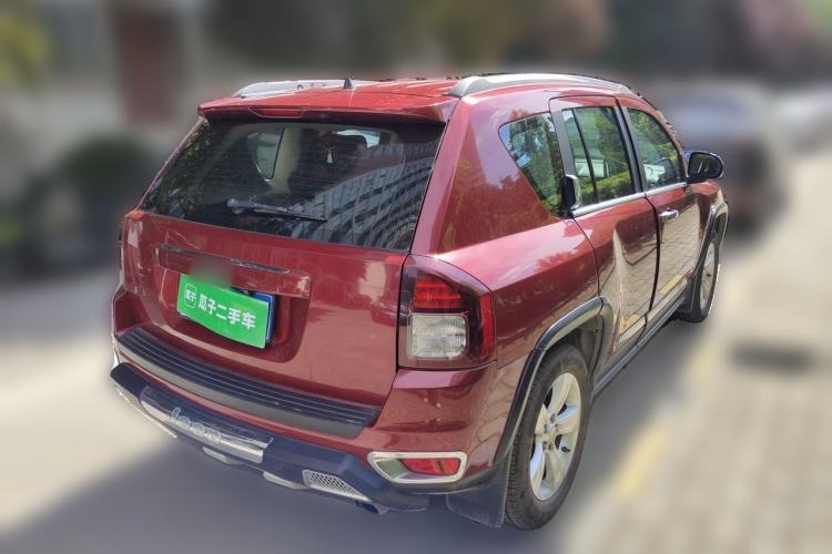 Used Jeep Compass 2014 Revised Version 2.0L Two-Wheel Drive Entry-Level Edition Rear Right 45 Deg