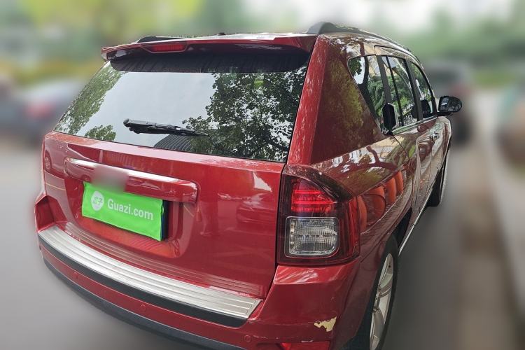 Used Jeep Compass 2014 2.4L four-wheel drive sport version Rear Right 45 Deg