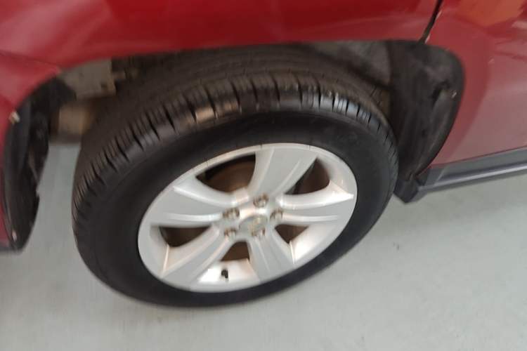 Used Jeep Compass 2014 Revised Version 2.0L Two-Wheel Drive Entry-Level Edition Right Rear Wheel Hub