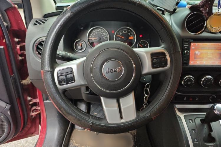 Used Jeep Compass 2014 2.4L Four-Wheel Drive Serpentine Collection Edition Steering Wheel