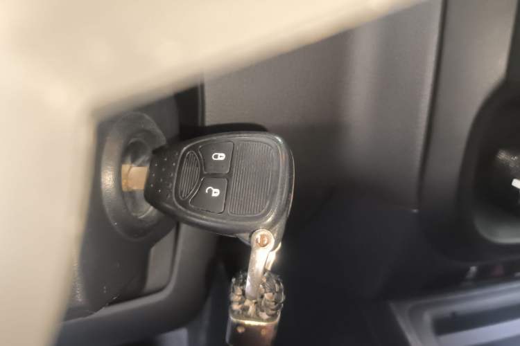Used Jeep Compass 2014 Revised Version 2.0L Two-Wheel Drive Entry-Level Edition Vehicle Key