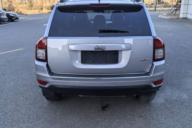 Used Jeep Compass 2014 Revised Version 2.4L Four-Wheel Drive Comfort Edition Exterior 4