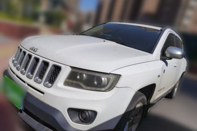 Used Jeep Compass 2014 2.0L two-wheel drive sport version