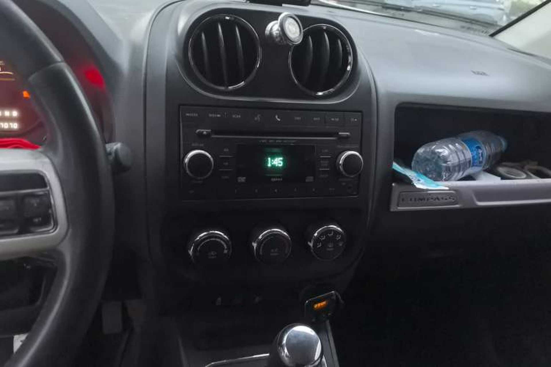 Used Jeep Compass 2014 Revised Version 2.0L Two-Wheel Drive Entry-Level Edition Audio And AC Panel