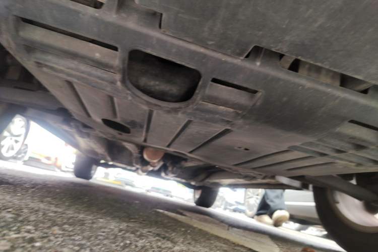 Used Jeep Compass 2014 2.4L four-wheel drive sport version Chassis Front