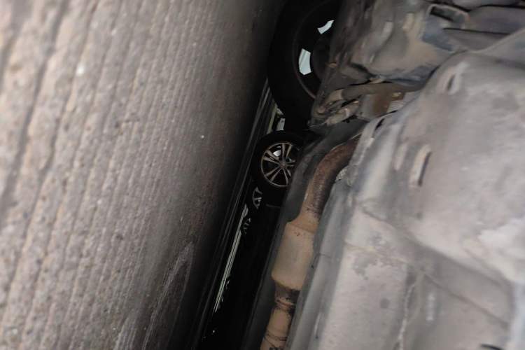 Used Jeep Compass 2014 2.4L Four-Wheel Drive Serpentine Collection Edition Chassis Front Left