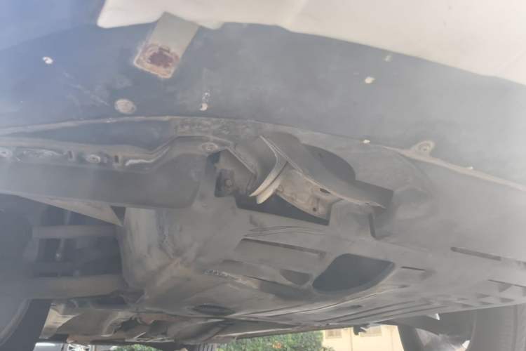 Used Jeep Compass 2014 2.0L two-wheel drive sport version Chassis Front