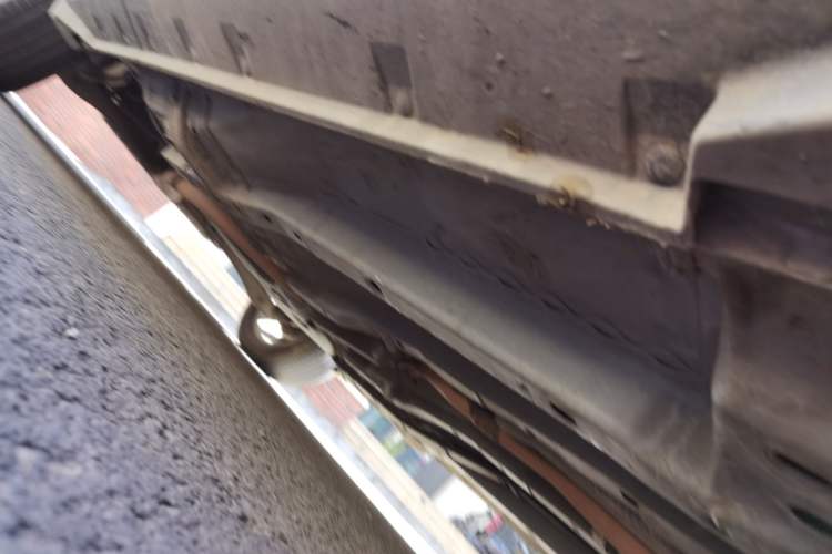Used Jeep Compass 2014 2.0L two-wheel drive sport version Chassis Front Right