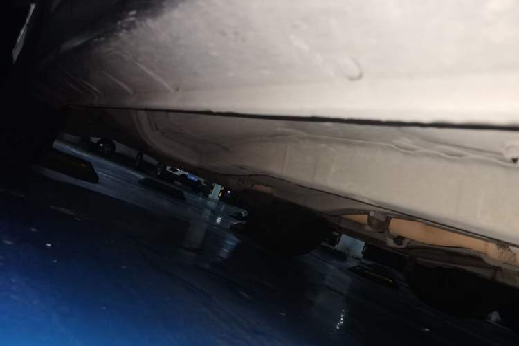 Used Jeep Compass 2014 Revised Version 2.4L Four-Wheel Drive Comfort Edition Chassis Front Right