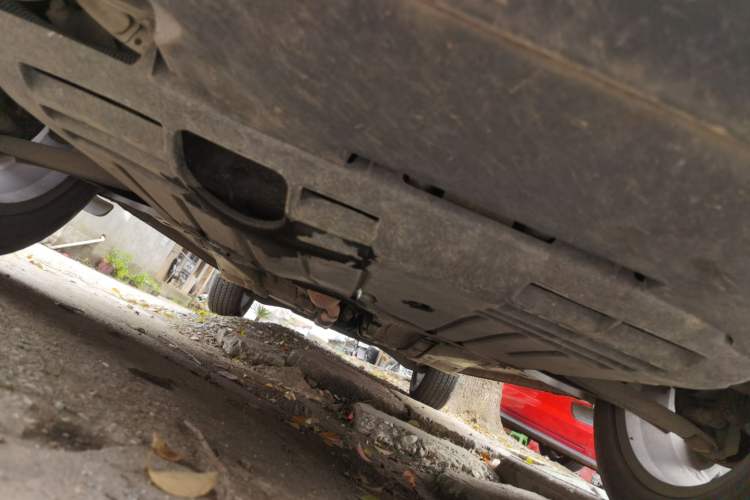 Used Jeep Compass 2014 2.4L four-wheel drive sport version Chassis Front