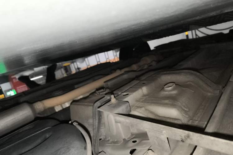 Used Jeep Compass 2014 Revised Version 2.4L Four-Wheel Drive Comfort Edition Chassis Rear Left