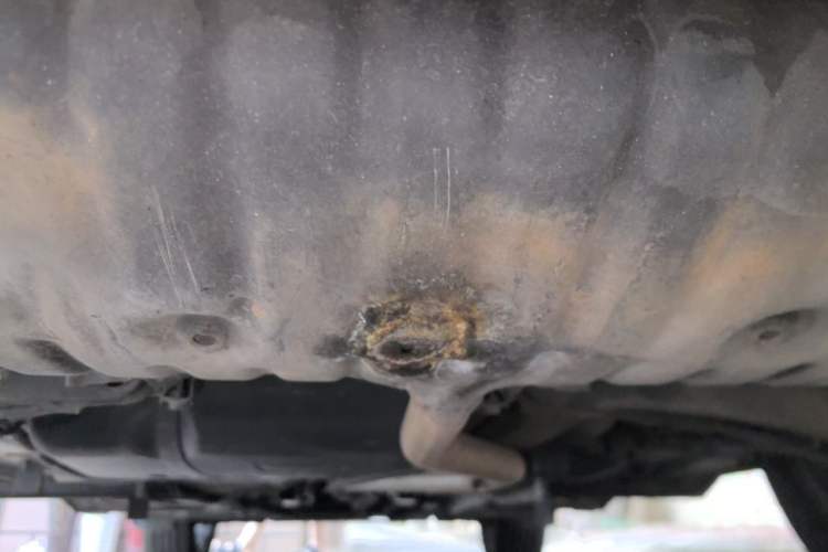 Used Jeep Compass 2014 2.0L two-wheel drive luxury version Chassis Rear