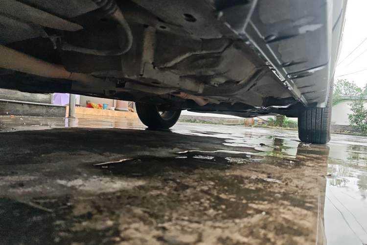 Used Jeep Compass 2014 2.0L two-wheel drive sport version Chassis Rear Right