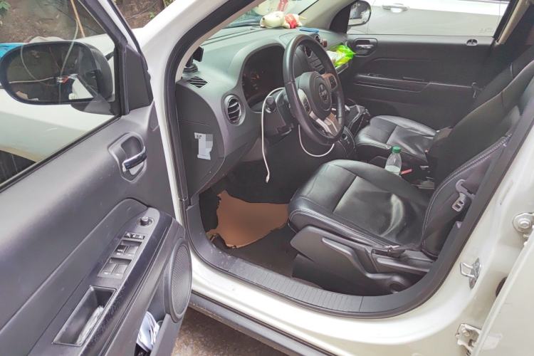 Used Jeep Compass 2014 Revised Version 2.0L Two-Wheel Drive Entry-Level Edition Driver Seat