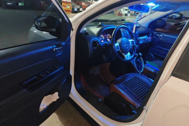Used Jeep Compass 2014 Revised Version 2.0L Two-Wheel Drive Entry-Level Edition Driver Seat
