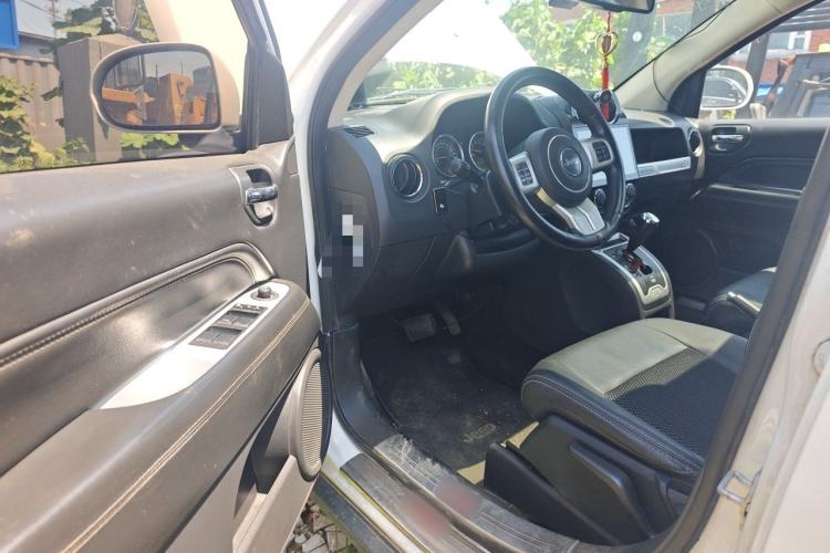 Used Jeep Compass 2014 Revised Version 2.4L Four-Wheel Drive Comfort Edition Driver Seat