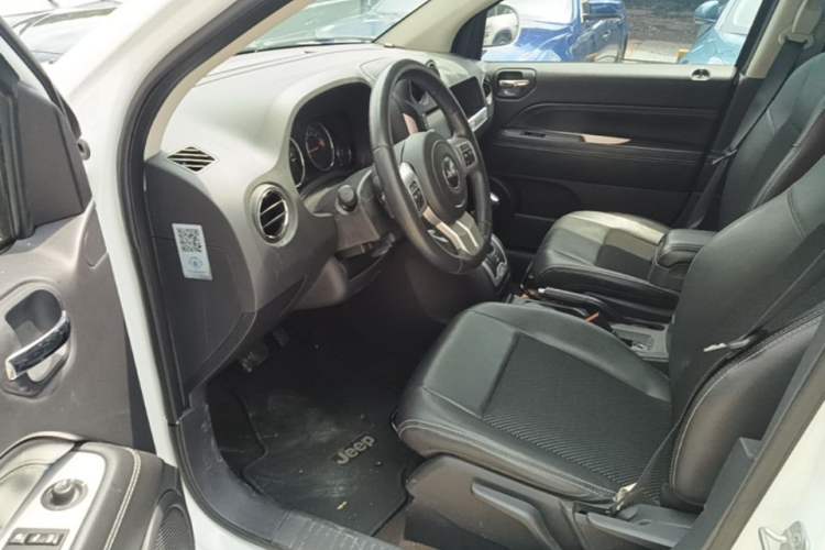 Used Jeep Compass 2014 Revised Version 2.4L Four-Wheel Drive Comfort Edition Driver Seat