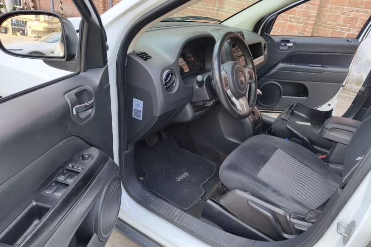 Used Jeep Compass 2014 Revised Version 2.0L Two-Wheel Drive Entry-Level Edition Driver Seat
