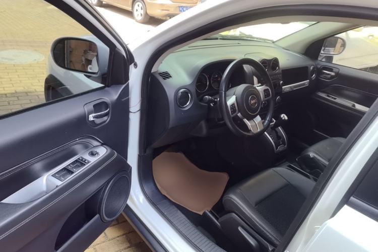 Used Jeep Compass 2014 Revised Version 2.4L Four-Wheel Drive Comfort Edition Driver Seat