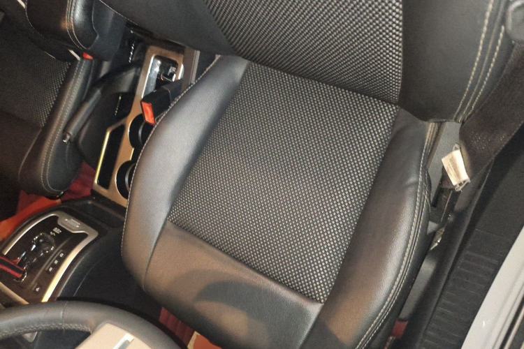 Used Jeep Compass 2014 Revised Version 2.4L Four-Wheel Drive Comfort Edition Driver Seat