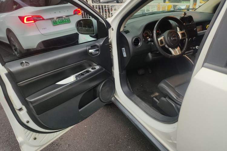 Used Jeep Compass 2014 Revised Version 2.4L Four-Wheel Drive Comfort Edition Driver Seat