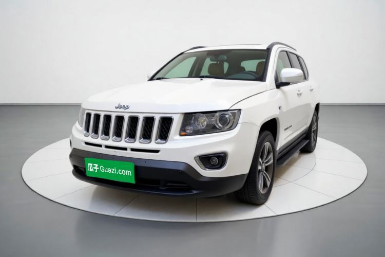 Jeep Compass 2014 Revised Version 2.4L Four-Wheel Drive Comfort Edition d’occasion Guazi used car, China used car export, Used car for sale, Used cars, Cheapest cars for sale