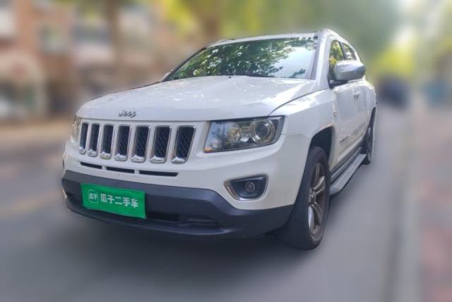 Ojetý Jeep Compass 2014 Revised Version 2.4L Four-Wheel Drive Comfort Edition