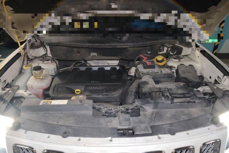 Used Jeep Compass 2014 2.0L two-wheel drive luxury version Engine Bay