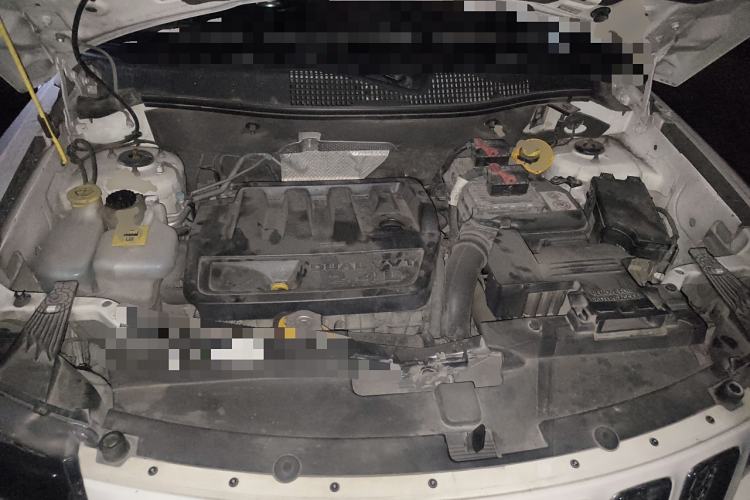 Used Jeep Compass 2014 Revised Version 2.4L Four-Wheel Drive Comfort Edition Engine Bay