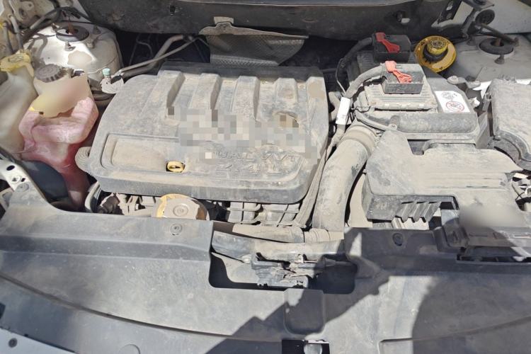 Used Jeep Compass 2014 Revised Version 2.4L Four-Wheel Drive Comfort Edition Engine Bay