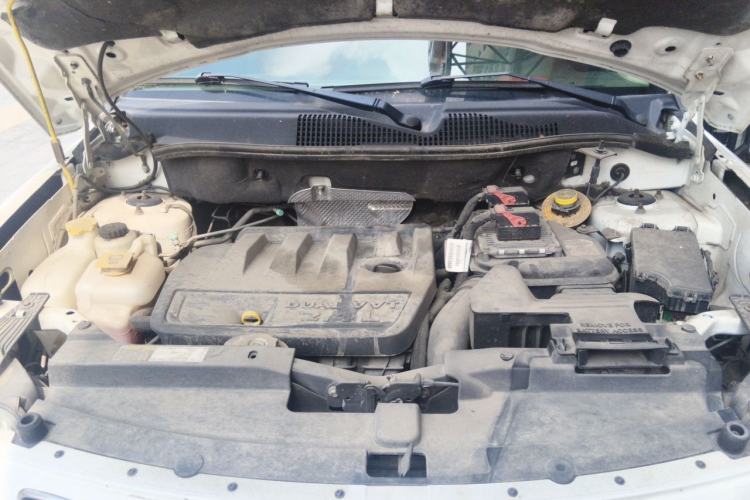 Used Jeep Compass 2014 Revised Version 2.4L Four-Wheel Drive Comfort Edition Engine Bay