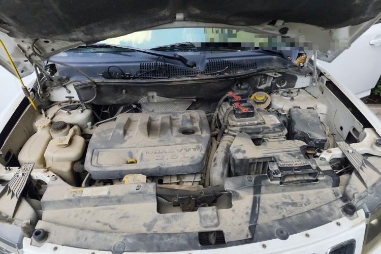 Used Jeep Compass 2014 2.0L two-wheel drive luxury version Engine Bay