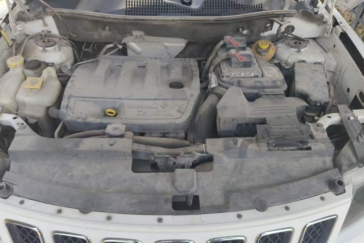 Used Jeep Compass 2014 Revised Version 2.0L Two-Wheel Drive Entry-Level Edition Engine Bay
